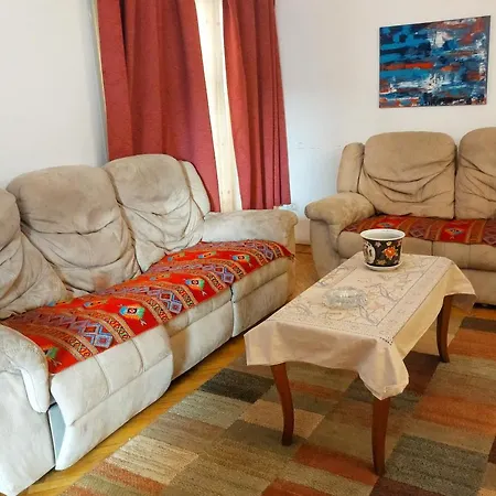 Jessy Lovely Apartment In Heliopolis Cairo Exterior photo